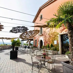Qgat Restaurant Events&hotel Hotel